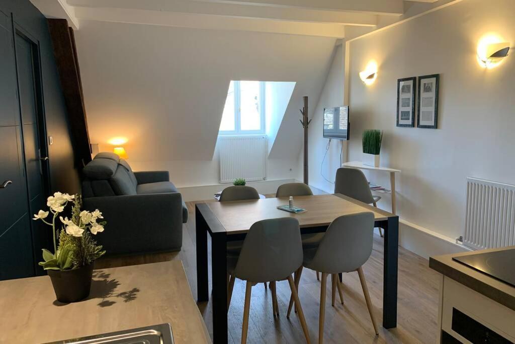 Le Cheval Bixio Appartement Beaune  Buitenkant foto